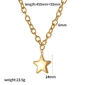 Détail du collier étoile dorée avec mesures précises de longueur et de poids - Collier Pendentif Étoile Dorée (TN5152-G)
