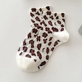 Fashionable mid-calf leopard print socks in beige and brown knit cotton style - One Size / Quarter / White