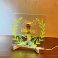 Luminous acrylic LED night light with HAPPY Valentine's Day wreath on a white base - Medium (20*20cm) - With 1 White Pen