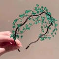 Vue détaillée d'un serre-tête artisanal avec pierres de cristal vert sur une monture noire - 8# Serre-tête - Vert