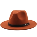 Close-up of caramel fedora hat with black leather band and silver metal rivets decoration - M (56-58cm) / Caramel