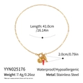 Détail du collier en acier doré avec pendentifs piment, poisson, coquillage et mesures - Pendentif de Style Océan (YYN025176)