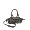 Klassische Handtasche mit Hahnentrittmuster, Lederriemen und silbernen Nietendetails - Houndstooth