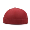 Bonnet docker rouge foncé à séchage rapide pour hommes avec tissu respirant perforé laser - Rouge