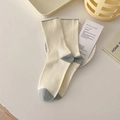Minimalist cream white cotton crew socks with grey contrast heel and toe panels - One Size / Milky Blue