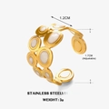 Anello regolabile in acciaio inossidabile dorato con accenti ovali in smalto bianco - Anello Tondo Cavo Dorato - Decorazione Bianca