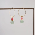 Orecchini a cerchio dorati minimalisti con eleganti perline in resina di giada rosa e verde - Orecchini