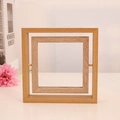 Marco de fotos giratorio de doble capa en madera natural con diseño nórdico minimalista - Cuadrado 6 pulgadas (Interior 15,2*15,2cm) / Color madera natural