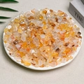Piedras de cuarzo naranja natural para decoración en un plato de cerámica blanca - Cuarzo Hematoide Amarillo / 7-9mm (Envase de 100g) / Naranja