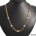 Collana a catena cubana dorata con cinque zirconi rotondi su supporto per gioielli - Collana a Catena Cubana Oro (KB1599)