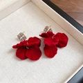 Detailed macro view of red velvet flower earrings with sparkling rhinestone accents - 25# Velvet Flower Rhinestone / Red/Gold
