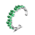 Silberner offener Ring mit rechteckigen grünen Zirkonia-Kristallen in Mikro-Pave-Fassung - Einstellbar Offen / Grüner Zirkonia Platinbeschichtet
