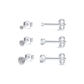 Dettaglio di tre paia di orecchini a lobo in argento S925 con diamanti di diverse misure - Set da 3 pezzi / Oro Bianco