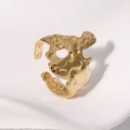 Anello aperto irregolare dorato con trama lavica e design in metallo fluido - Stile Svuotato Irregolare / Oro