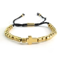 Verstellbares schwarzes Kordelarmband mit goldenem Kreuz und strukturierten Perlen - Kreuz / Gold