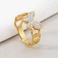 Hohlketten Schmetterlingsring in Gold mit funkelnden Kristallen und weißer Emaille - US 6 / Gold Kleiner Schmetterling Strass