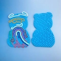 Bärenförmige Silikon-Sensorikpads in Blau mit bunten Linien und Relief-Strukturen - Kreativer Bärenstil / Blau