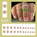 Korte groene zonnebloem kunstnagels met French design en madeliefje versieringen - Madeliefje Frans Groene Rand Lijm Stijl (W1276)