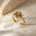 Anello aperto in acciaio placcato oro 18K con stelle, perle e cristalli su pietra - Stile Stella Perla Dorato (G11207218)