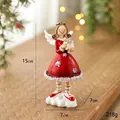 Weihnachtsengel-Figur im roten Schneeflockenkleid mit Geschenkbox, Höhe 15 cm - Rotes Engel-Mädchen Ornament