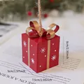 Boîte cadeau de Noël rouge avec flocons blancs et nœud doré pour décoration - Boîte-cadeau en fer rouge (sans lumière)