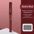 Stylo-plume ergonomique rouge rétro avec plume EF 0,38 mm et 10 cartouches d'encre - Rouge Rétro (Comprend 10 Cartouches)