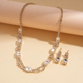 Dettagli del set gioielli con strass rettangolari scintillanti e base in metallo dorato - Oro (Set da due pezzi)