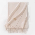 Sciarpa minimalista color crema effetto cashmere con etichetta in pelle e frange - 70*200cm / Bianco Crema