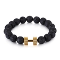 Bracelet pour homme en pierre volcanique noire avec un charme haltère doré poli - Pierre de Lave Or (KB119642-Z)