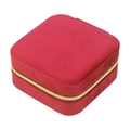 Detail view of red velvet square jewelry box with high-quality metal zipper closure - 10x10x5cm / Dark Red