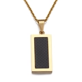 Rechteckige Halskette für Herren aus Titanstahl in Gold und Schwarz mit Kohlefaser-Textur - Rechteckiger goldener Kohlefaser-Texturstil (KP59946)