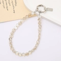 Elegante colgante de cuentas de cristal champán con cierre de anillo de metal plateado - Champaña (K4442)