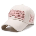 Distressed beige baseball cap with pink New York embroidery and vintage wash details - Adjustable / Beige