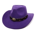 Détail d'un chapeau de cowboy en feutre violet avec boucle étoile et ruban en cuir - M(56-58cm) / Violet
