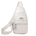 Bolso de pecho blanco crema con colgante de trébol y correa de chevron - Blanco Roto