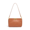 Borsa a spalla in pelle marrone intrecciata a mano con chiusura dorata girevole - Marrone