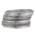 Set van 9 stapelbare zilveren open armbanden met verschillende texturen en gladde afwerking - Zilveren composiet getextureerde armbandassortiment (ZJ12278)
