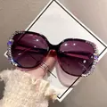 Lunettes de soleil polarisantes surdimensionnées avec verres dégradés violets et strass - Strass Normal / Violet Dégradé