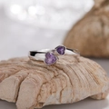Anillo ajustable de plata S925 con dos amatistas en forma de corazón en madera petrificada - Corazón doble abierto ajustable (LR384)