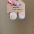 Detalle de pendientes cuadrados de tweed naranja con borde de strass brillante - Estilo de Tweed (Aguja de Plata-Oro-Blanco)