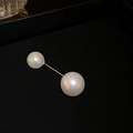 Broche minimaliste dorée avec deux perles blanches de tailles différentes sur tige d'or - Épingle à Perle Double Tête (42#)