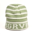 Détail du bonnet en tricot rayé vert et blanc avec motif de lettres RGRVB brodé - M (Élastique) / Vert clair