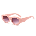 Lunettes de soleil tendance monture rose avec verres dégradés violets vue de profil - Monture Rose Verres Gris Dégradés