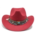 Chapeau de cowboy rouge en suédine avec ruban bohème perlé et détail turquoise - M (56-59cm) / Rouge Faux Daim