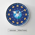 Horloge murale éducative pour enfants thème astronaute avec cadre blanc et cadran bleu - 10" / Style Astronaute Cadre Blanc