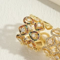 Lujosos anillos bañados en oro de 14K con circonitas de colores y diseño geométrico calado - Circonia Colorida Geométrica (JZ0211)
