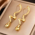 Pendientes modernos de ondas irregulares en acero inoxidable chapado en oro 18K - Ola Gota (E-344) / Dorado