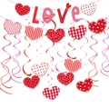 Set striscione LOVE per San Valentino con cuori appesi e decorazioni per feste in rosa - Set Festone + Riccioli