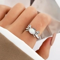 Anillo de cangrejo plateado con ópalo blanco y circonitas de estilo vintage - Anillo Abierto de Cangrejo (M-693)