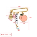 Especificaciones de tamaño detalladas para broche de imperdible dorado con dijes - Estilo SWEET (BE1729PK00)